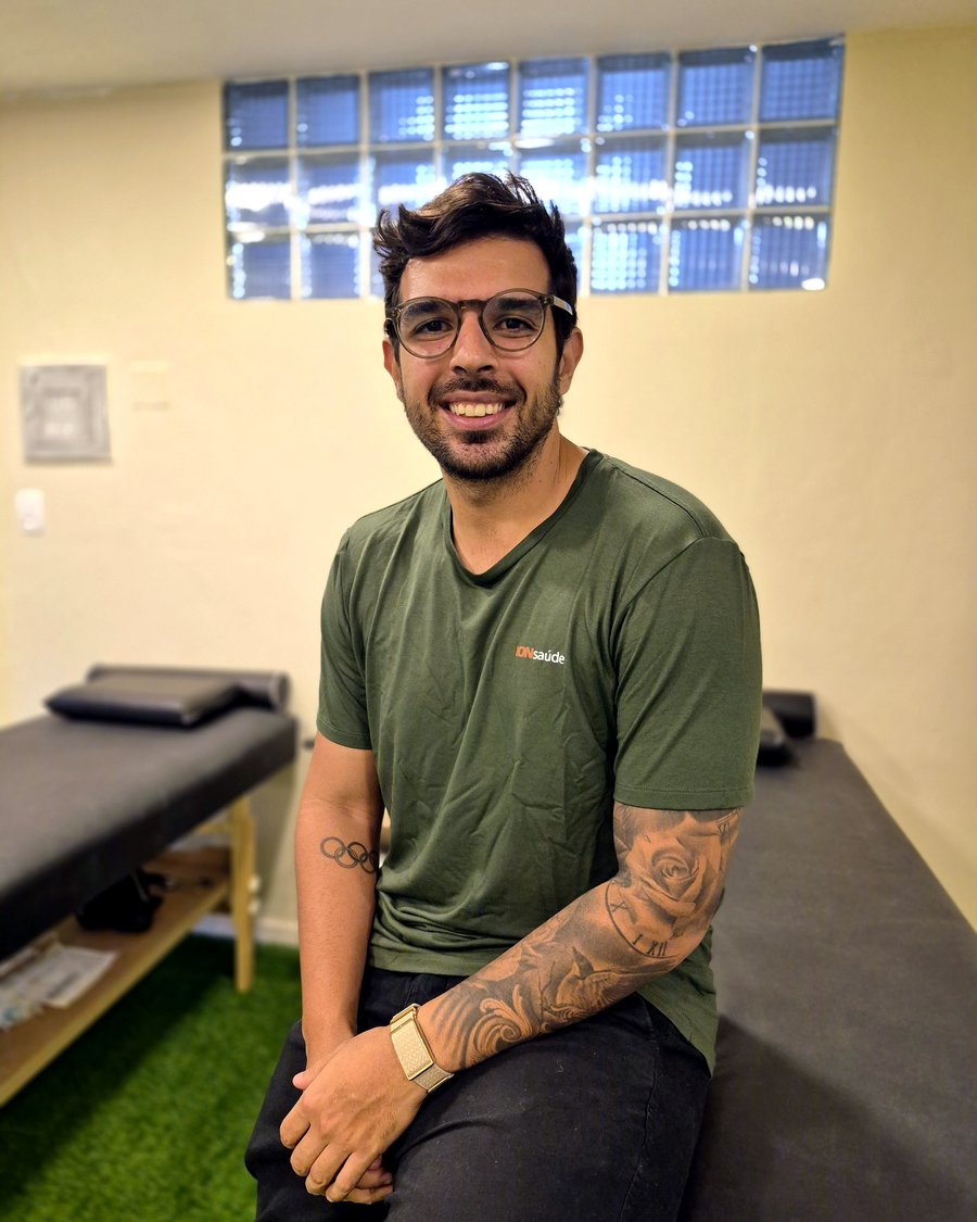 Matheus Borges, fisioterapeuta e educador físico da ION saúde